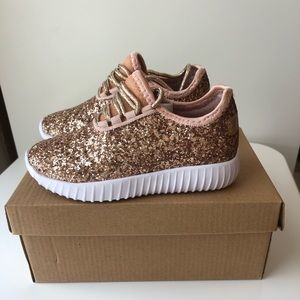 NIB rose gold sparkle sneakers size 10 T